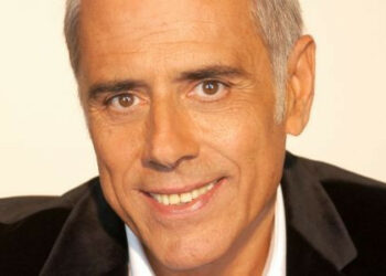 Altomonte, stasera il Supershow di Teo Teocoli