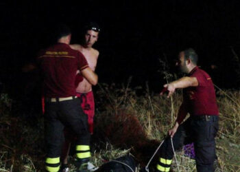 Turista lombardo scivola in dirupo, amici chiamano soccorsi