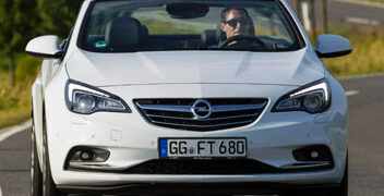 Cascada, la scoperta Opel sarà proposta anche in versione turbo