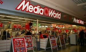 Lavoro e stage nei negozi Mediaworld, ecco dove inviare il CV