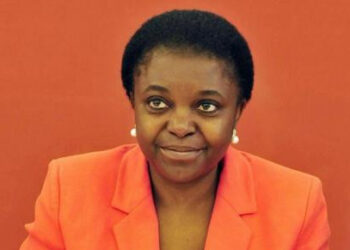 Il ministro per l’Integrazione Cecile Kyenge in visita al Cara di Sant’Anna