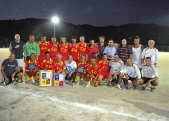 Festa di vecchie glorie al Memorial Mariano