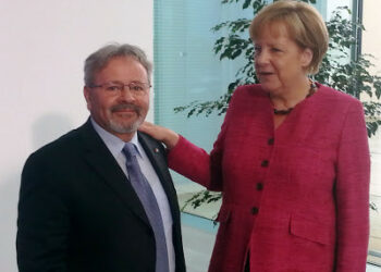 Il cirotano Giuseppe Scigliano incontra la Merkel