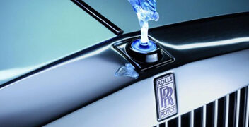 E se Rolls Royce pensasse a un Suv?