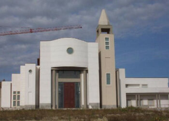 Conventi e seminari chiusi agli immigrati: anche la Chiesa di Crotone puo’ rispondere