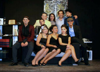 Teatro, domenica a Diamante la commedia ’13 a Tavola’