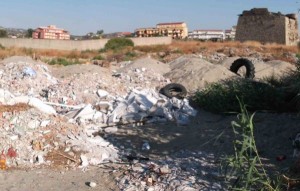 Discarica abusiva in via Torrenova