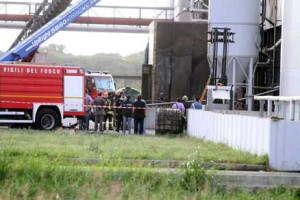 Esplosione silos Lamezia Terme