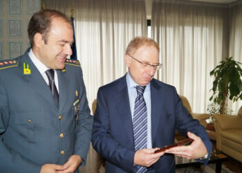 Prefetto di Cosenza in visita al comando delle Fiamme Gialle