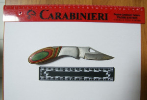 Giovane ucraino accoltellato dopo lite in un pub