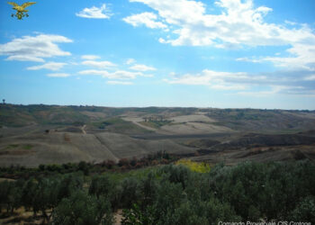 Incendio a Vituso, denunciato pensionato 62enne di Crotone