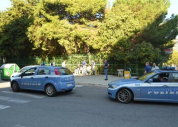 Blitz della Polizia contro i parcheggiatori abusivi a Crotone