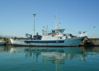 Affondato peschereccio piu’ grande di Corigliano, lungo 26 metri