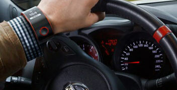 Nismo Watch: l’orologio intelligente di Nissan per il car infotainment