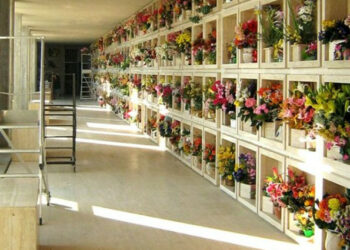 Crotone, trasferimento salme nel cimitero: che fine faranno i rifiuti speciali?