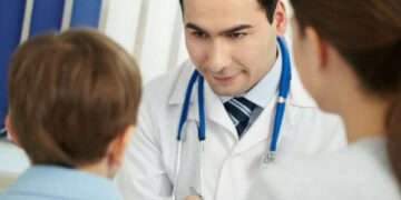 Logopedista in maternita’, servizio all’Asl di Ciro’ Marina fermo da 7 mesi