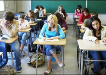 Riaprono le scuole, con i problemi di sempre