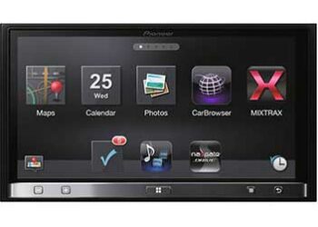 Pioneer amplia la gamma di dispositivi in-car