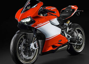 Ducati, debutta a Eicma una Superleggera da sogno