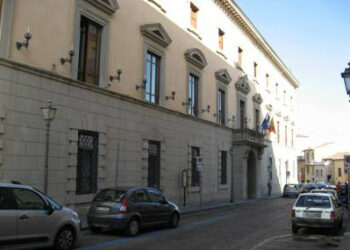 Fiamma Tricolore sul pagamento Tares a Catanzaro