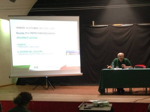 'Conoscere per innovare', prima lezione del corso PD a Isola (1)