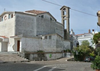 Carfizzi, chiesa di Santa Veneranda, discussione infinita