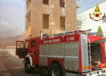 Esercitazione vigili del fuoco a Lamezia Terme