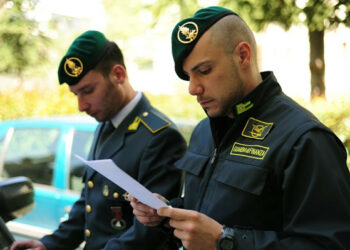 Fisco: 4 imprese evadono 42 mln di euro, 8 denunce