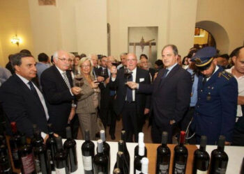 Inaugurata enoteca regionale ‘cosentina’, una sala dedicata al Ciro’
