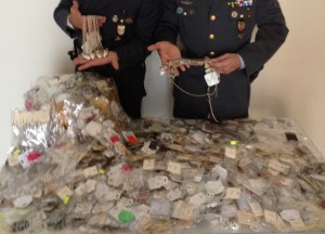 Maxi sequestro di prodotti pericolosi a Lamezia Terme (2)