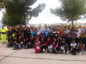 Partecipanti a 'Camminare a piedi'