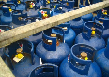 Sequestrate 205 bombole di gas a Catanzaro