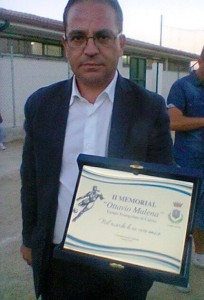 Targa consegnata dal sindaco