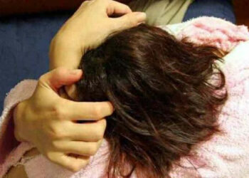 Picchia la compagna ventenne incinta, arrestato