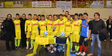 Calcio a 5, l’Hellas Ciro’ Marina cala il poker al Surdo