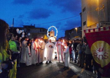 Ciro’ Marina accoglie la Madonna di Lourdes