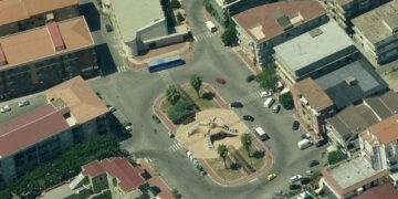 Ciro’ Marina, niente autobus davanti la Chiesa di San Nicodemo