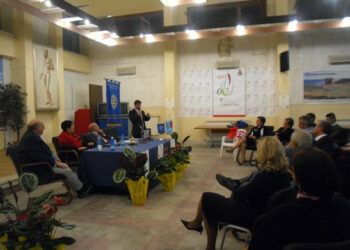 Rotary Club ‘Terra degli Enotri’ omaggia Francesco Vizza