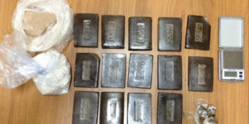 Gestivano una piazza di spaccio, 3 arresti a Cassano all’Ionio