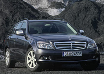 Mercedes Classe C: arriva la nuova, ma un fil-rouge la lega ancora alla 190