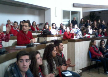 I ragazzi di Crotone gridano no alla violenza sulle donne