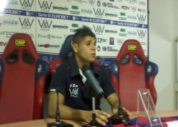 Serie B, rossoblu’ imbattuti a Padova conservano il quinto posto