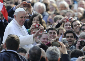 Cutro e l’Associazione ”Citta’ del Crocifisso” in udienza da Papa Francesco