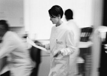 Concorsi in Ospedale per Centralinisti, Ostetriche, Infermieri e Magazzinieri