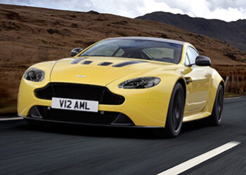 Daimler entra in Aston Martin come socio di capitale