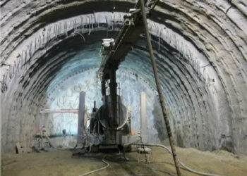 Abbattimento ultimo diaframma galleria ‘Calamia’ sulla strada Sibari-Sila