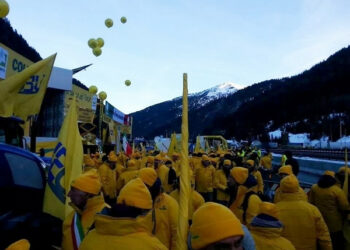 Agricoltori calabresi bloccano il Brennero: tutelare cibo Made in Italy