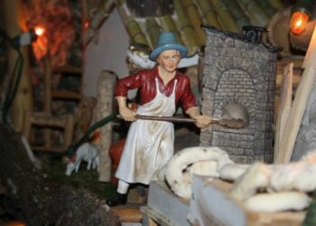 Tradizioni, ecco il presepe della famiglia Caruso