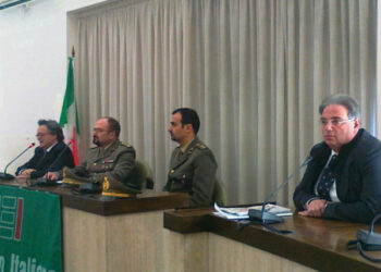 Presentato a Crotone il ‘CalenEsercito 2014’