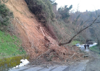Smottamenti, frane e crollo abitazioni a Campana